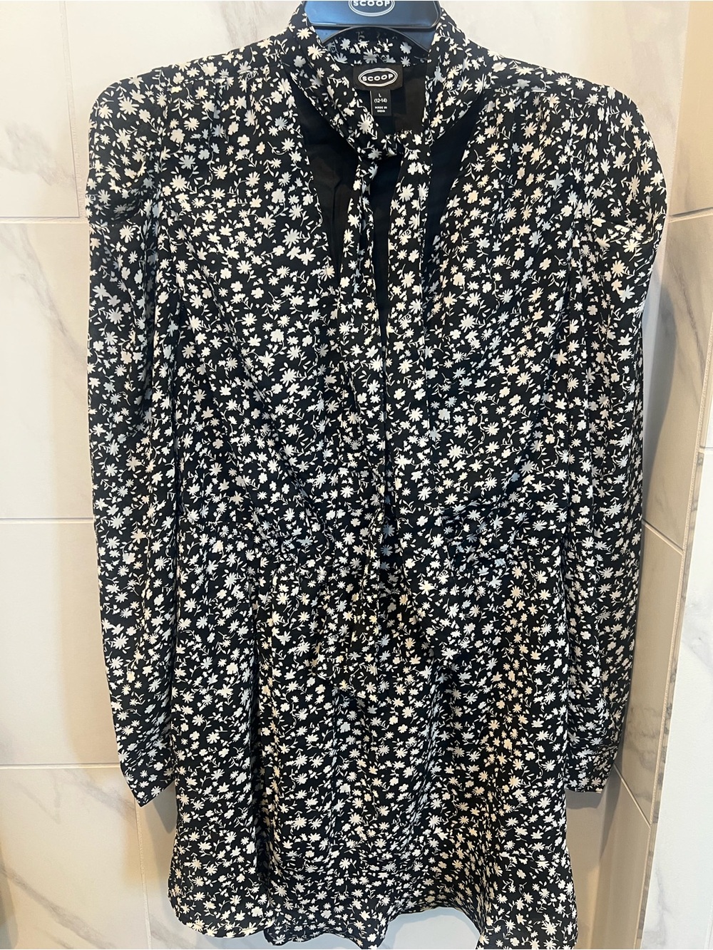 Scoop Women's Tie Neck Mini Dress with Long Sleeves size L .NWT $12